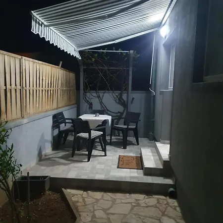 Rapic Apartment Vir