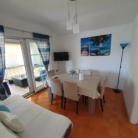 Rapic Apartment Vir