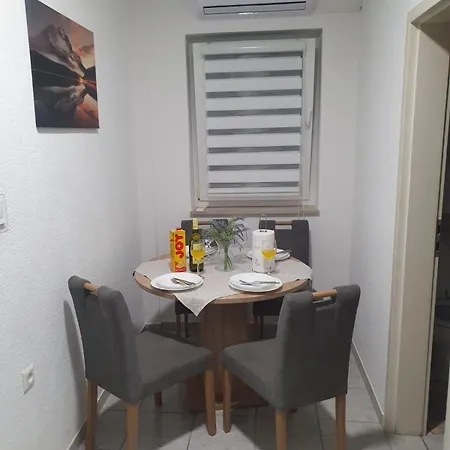 Apartment Rapic Vir