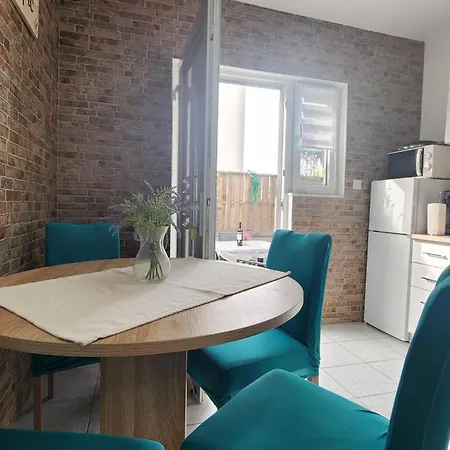Rapic Apartment Vir